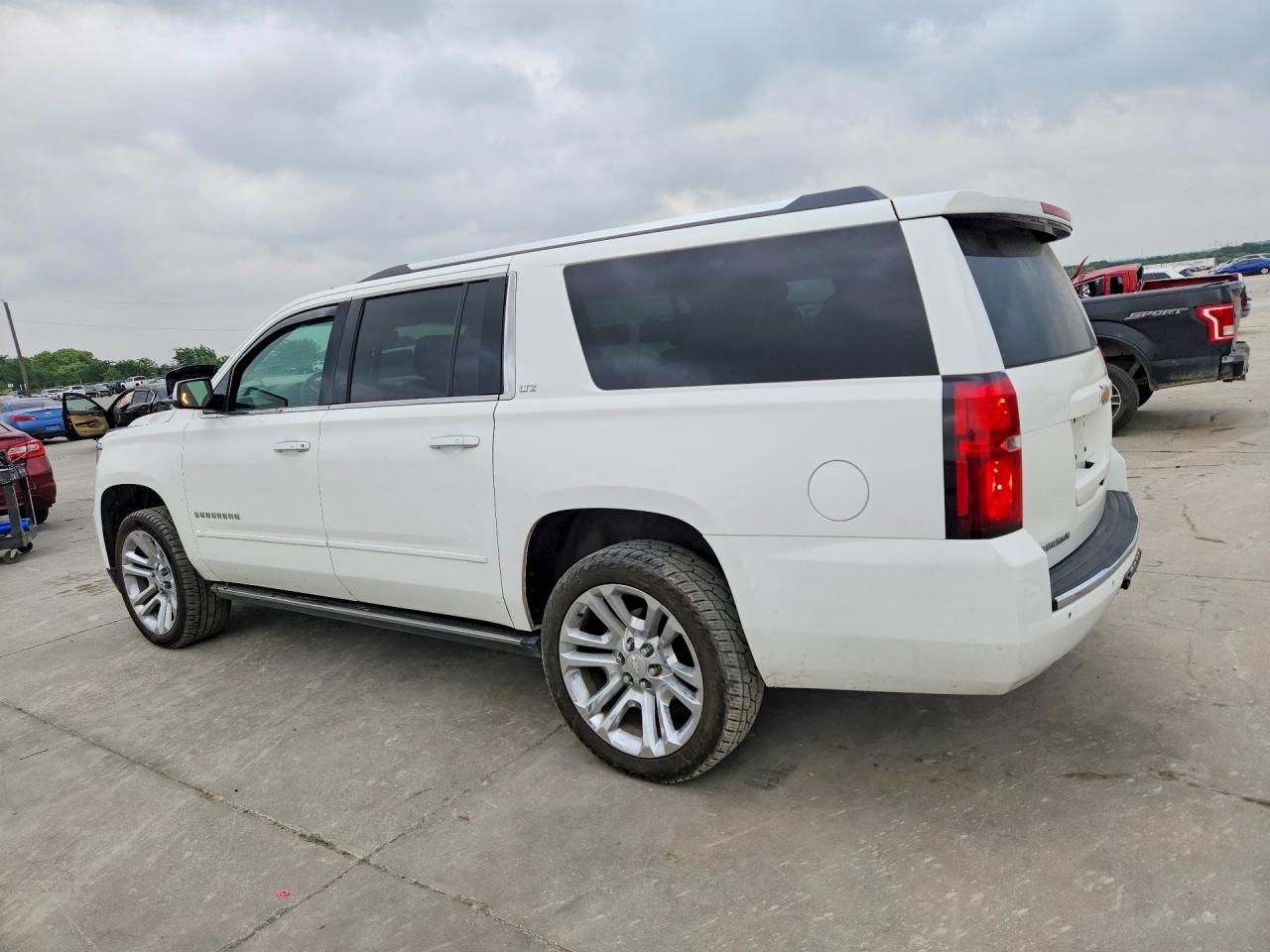 Chevrolet Suburban K1500 Ltz