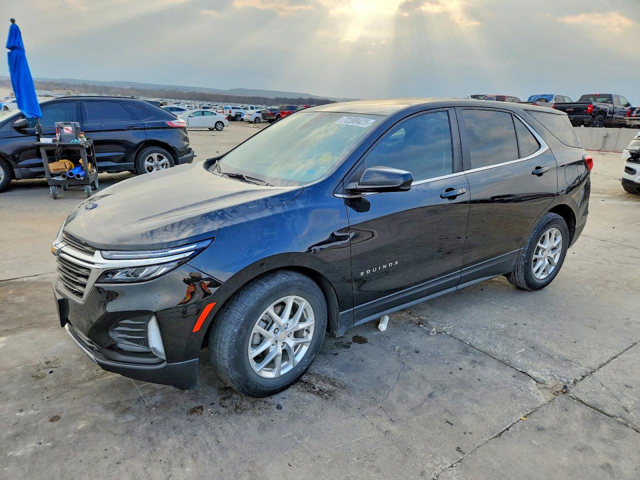 Salvage Chevrolet Equinox Image
