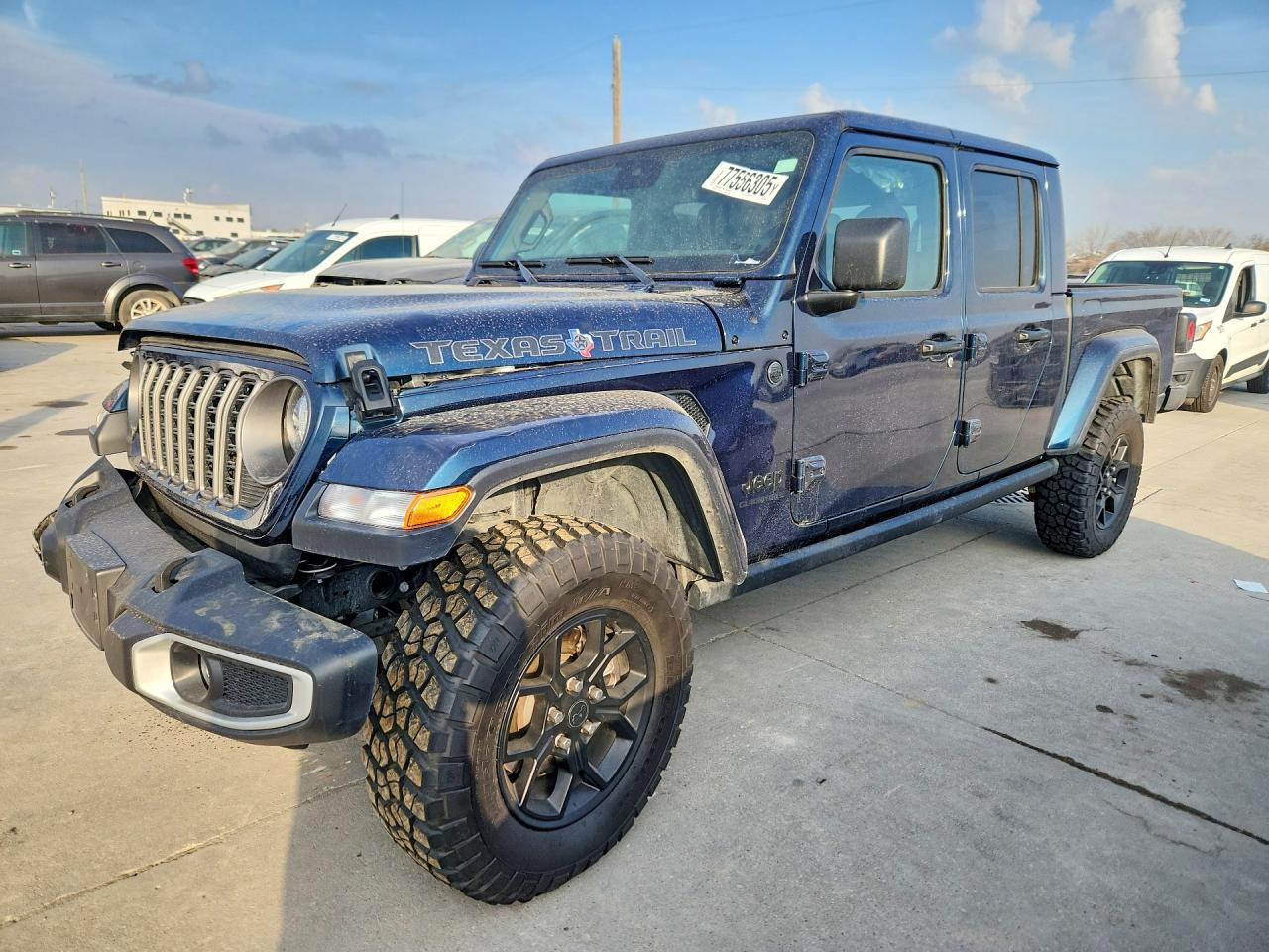 Salvage Jeep Gladiator Image