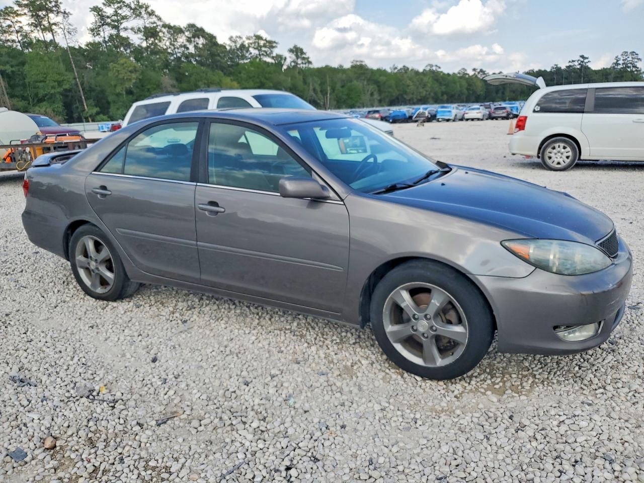 Toyota Camry Se V6