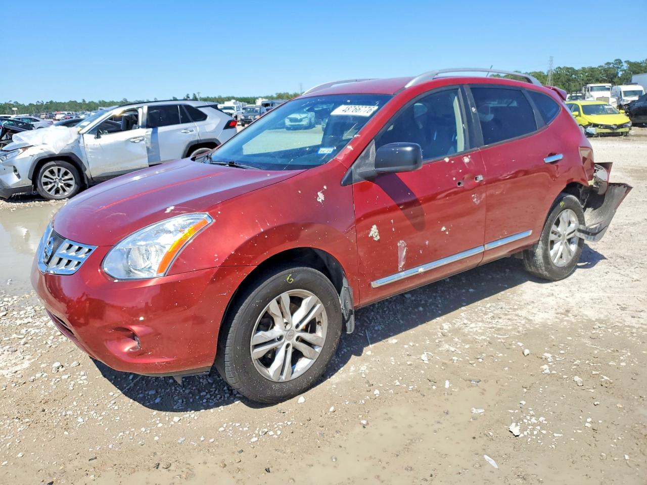 Salvage Nissan Rogue Image