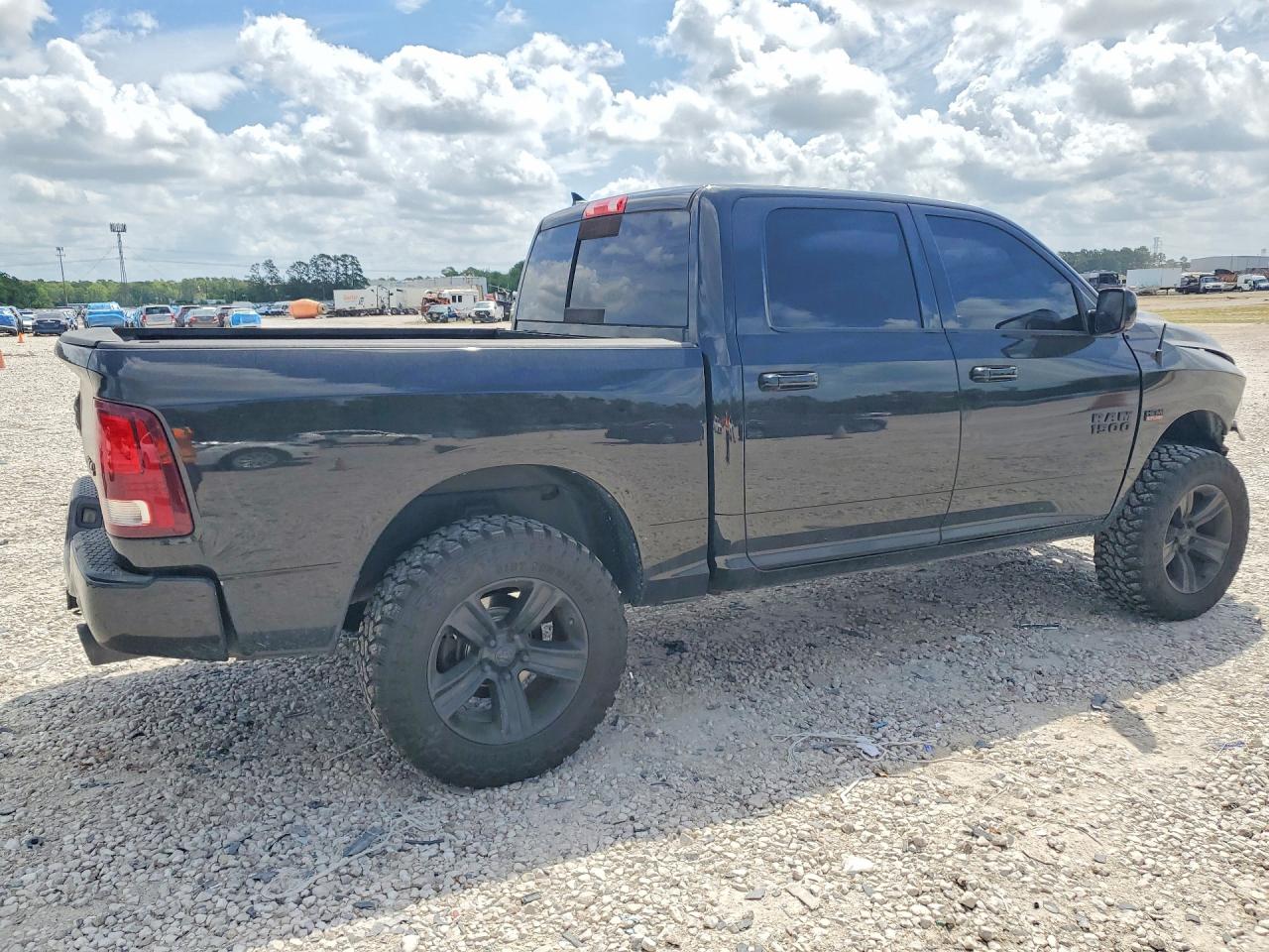 Ram 1500 Sport