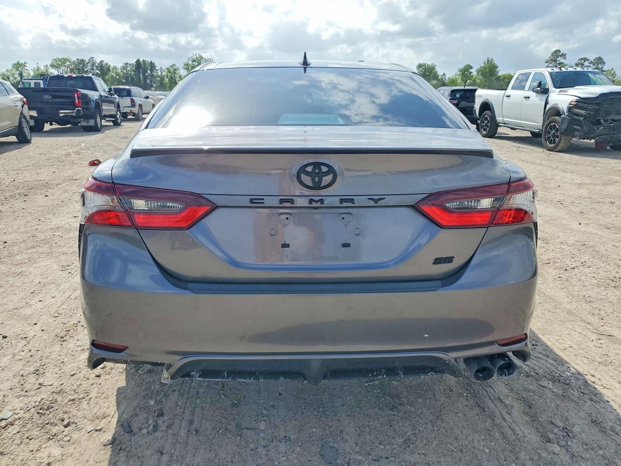 Toyota Camry Se