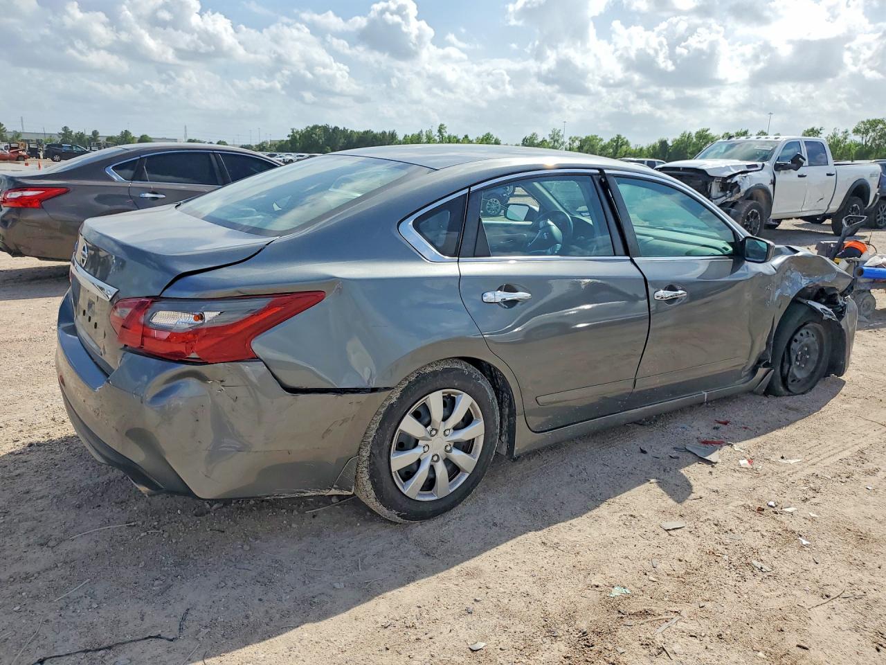 Nissan Altima 2.5 S