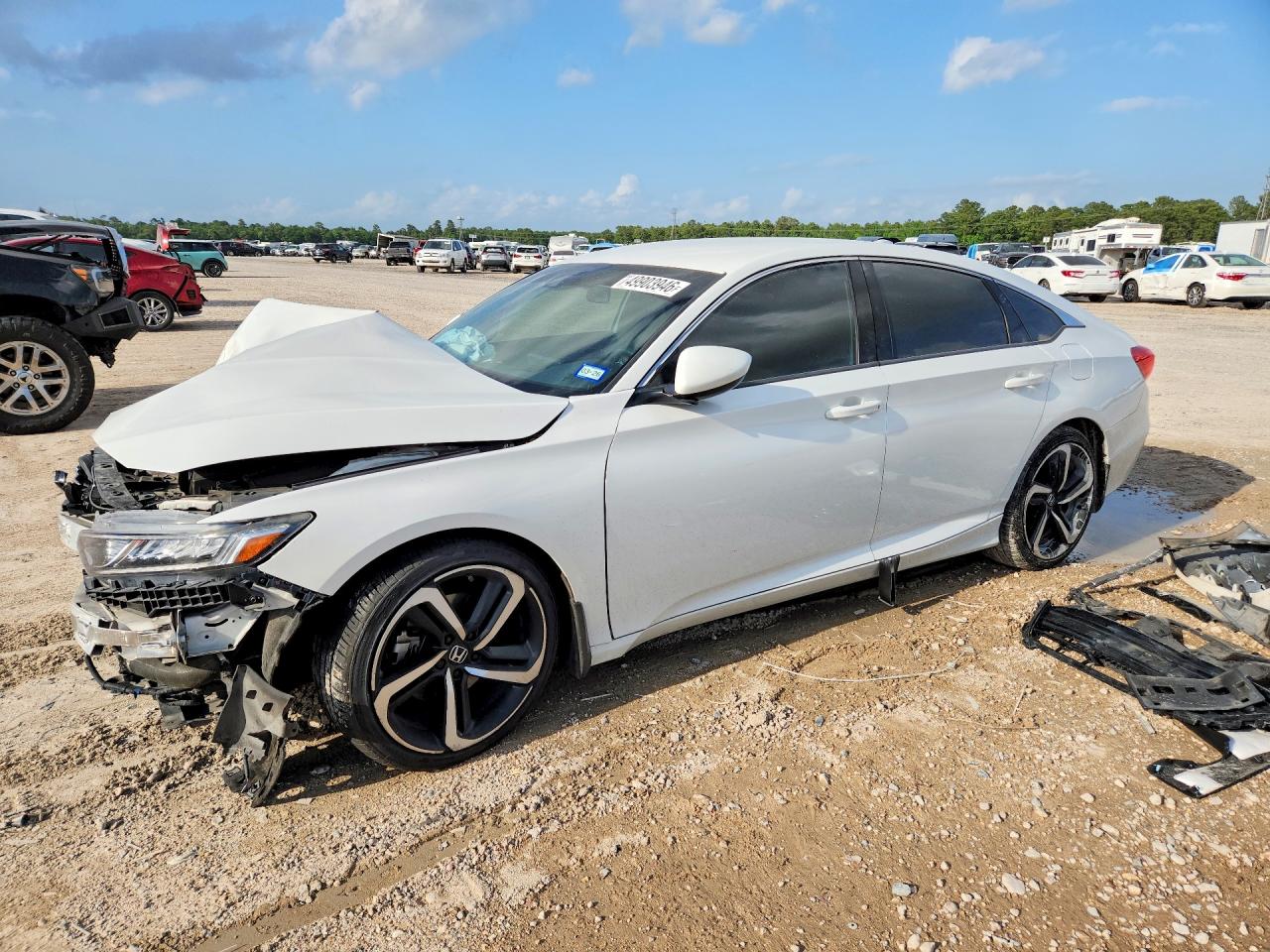 Salvage Honda Accord Image