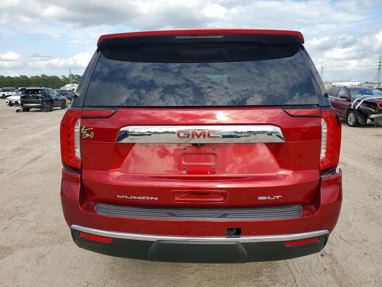 GMC Yukon C1500 Slt
