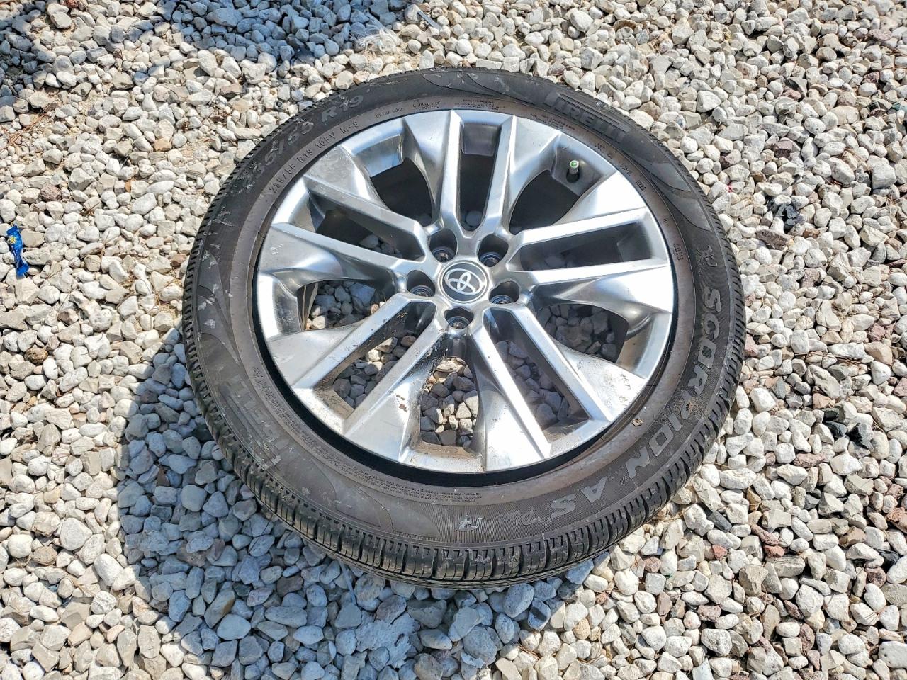 Toyota RAV4 Xle Premium