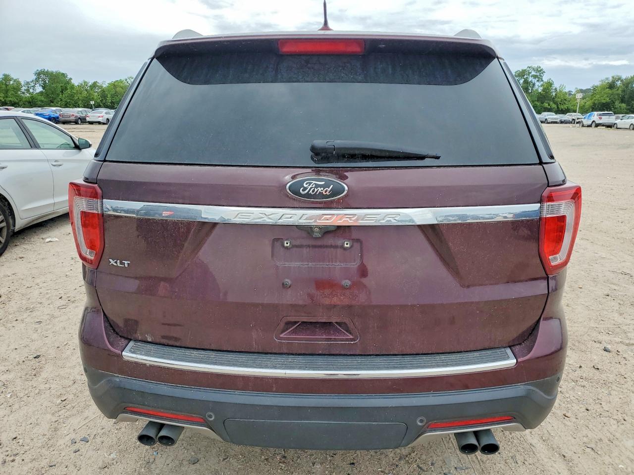 Ford Explorer Xlt