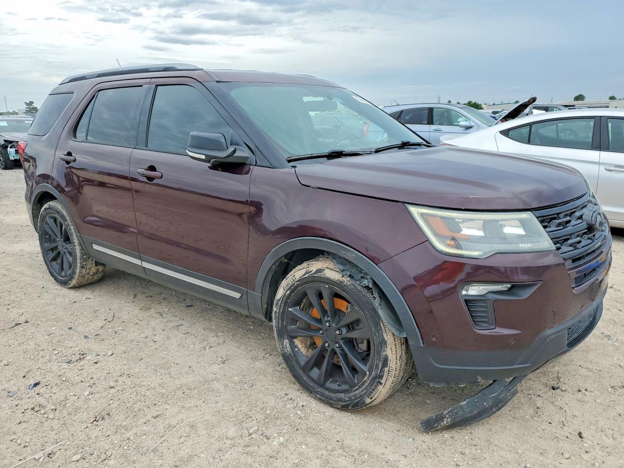 Ford Explorer Xlt