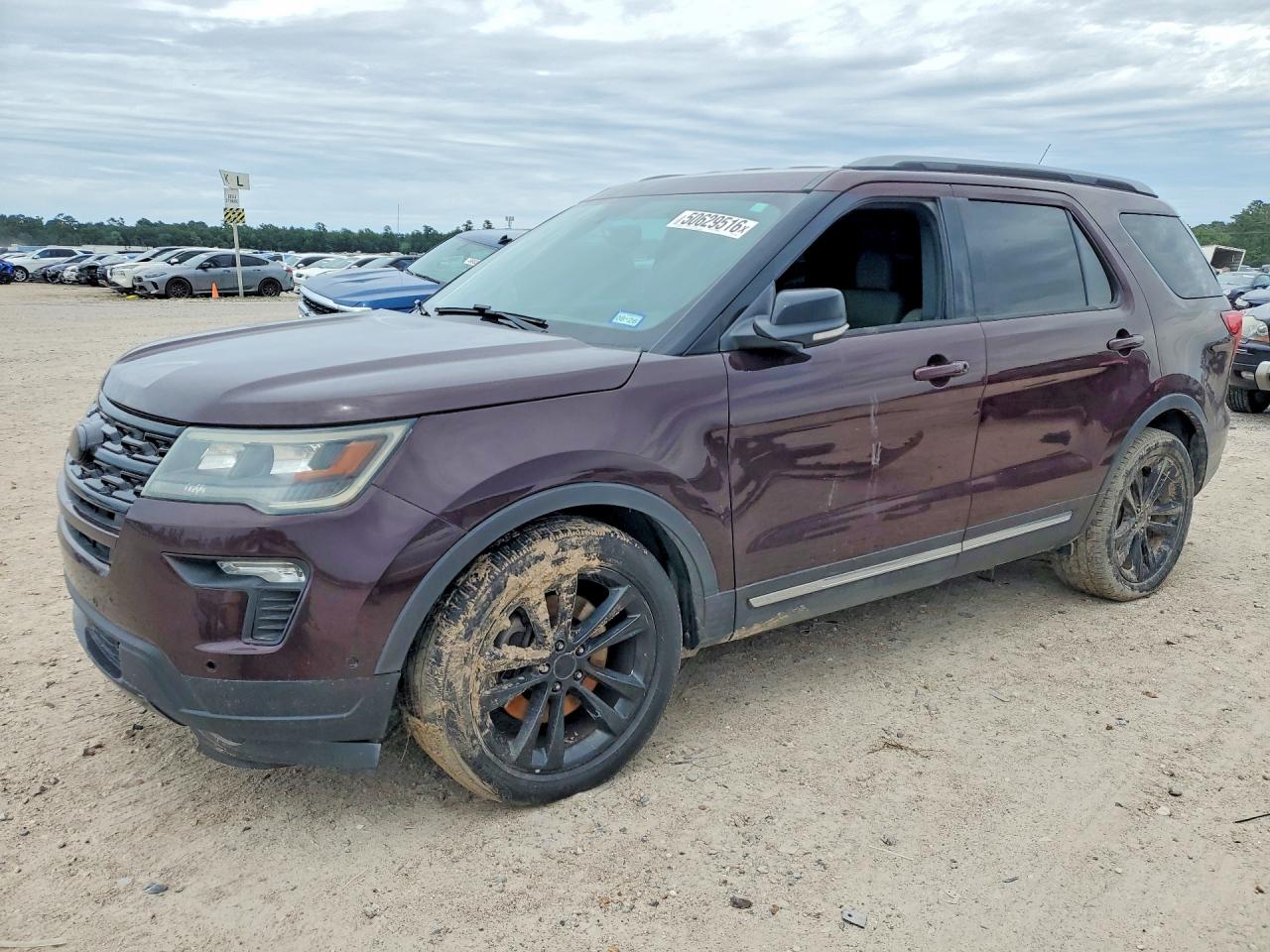 Salvage Ford Explorer Image