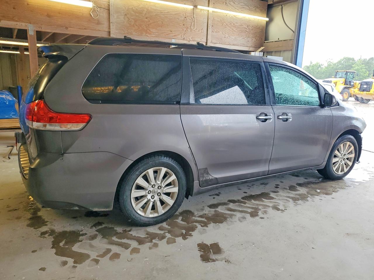 Toyota Sienna Limited 7-passenger