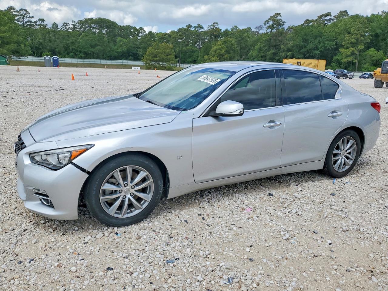 Salvage INFINITI Q50 Image