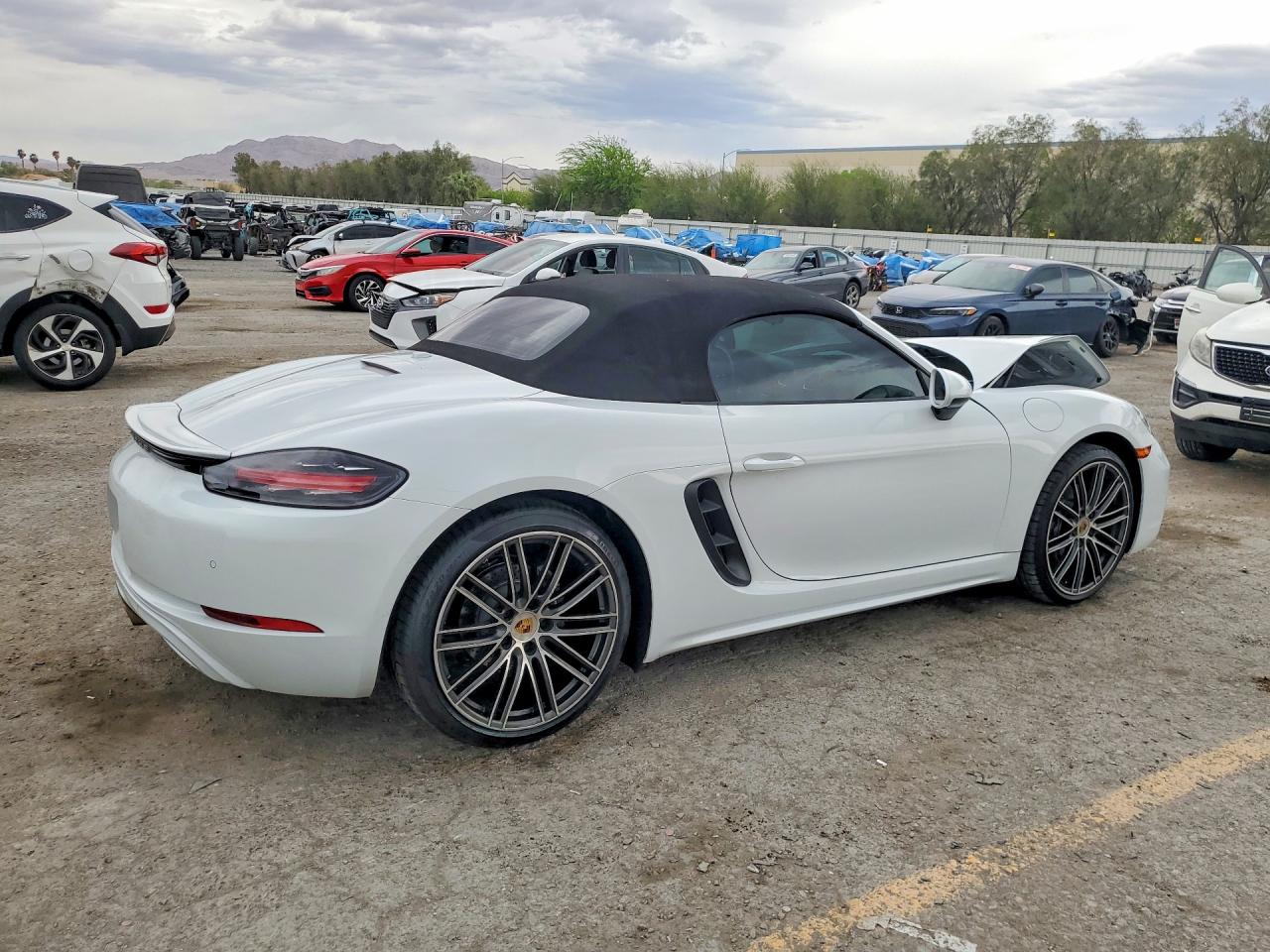 Porsche Boxster Base