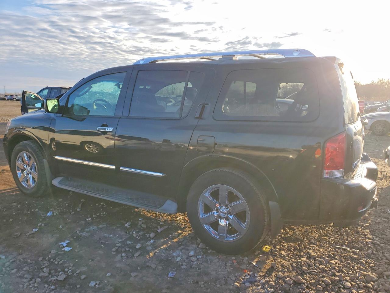 Nissan Armada Platinum