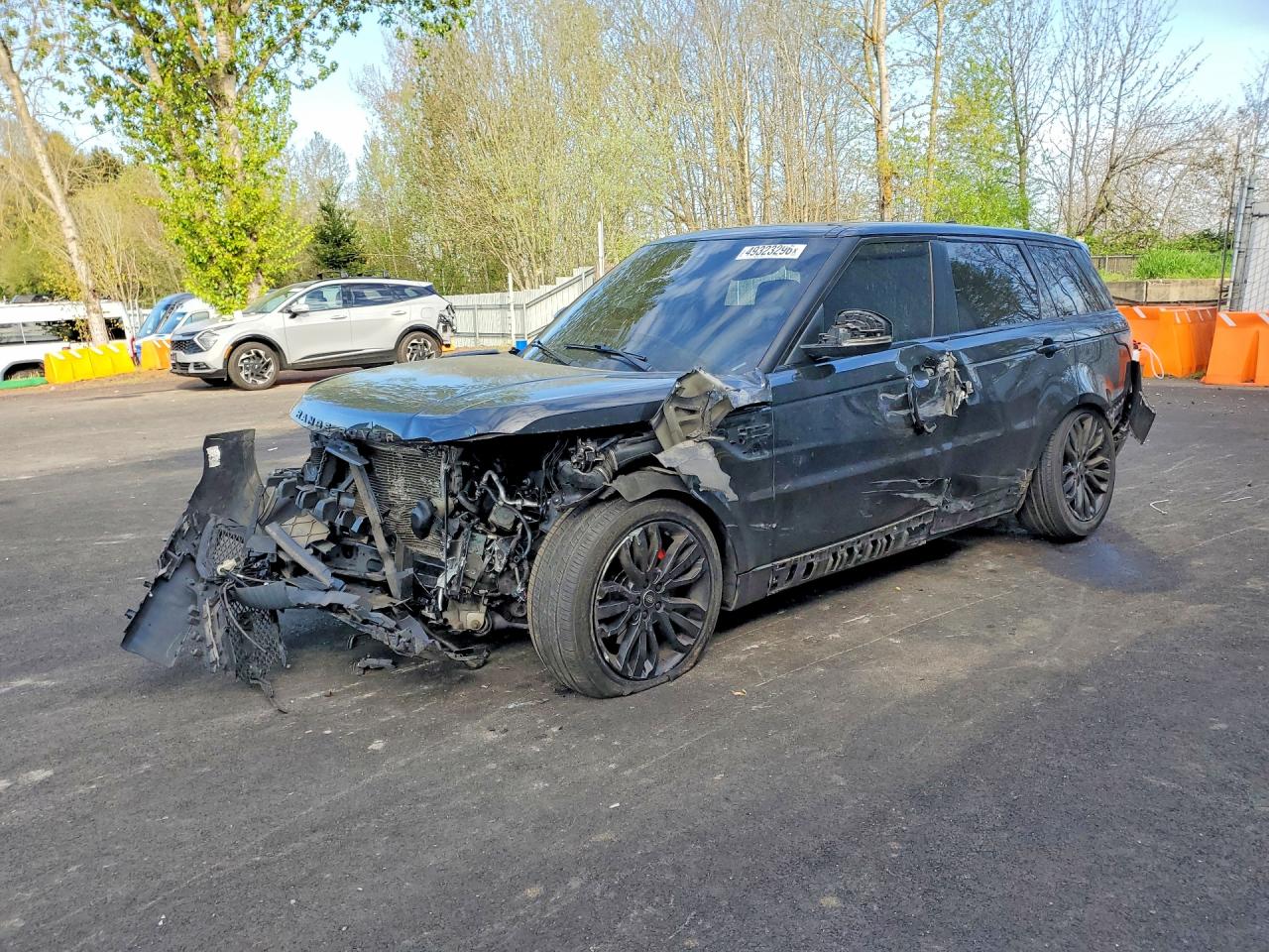 Salvage Land Rover Range Rover Image