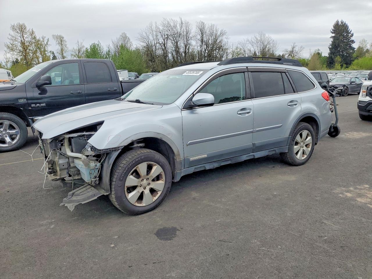 Salvage Subaru Outback Image