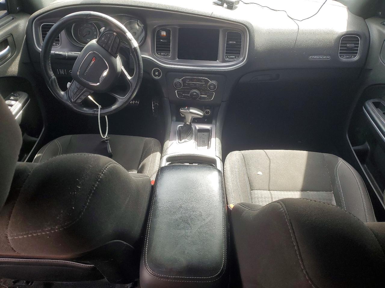 Dodge Charger Sxt