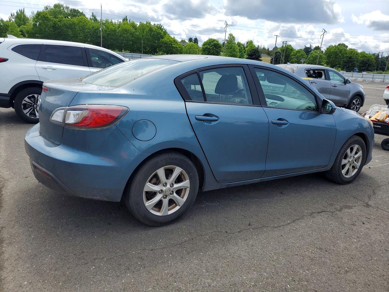 Mazda 3 I