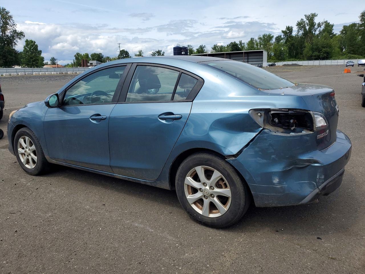 Mazda 3 I