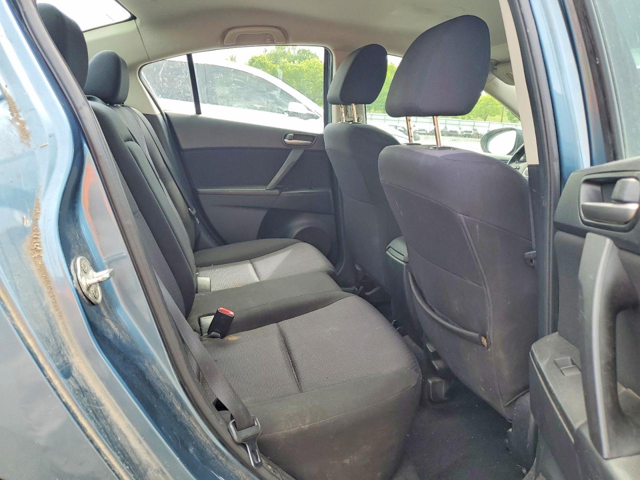 Mazda 3 I