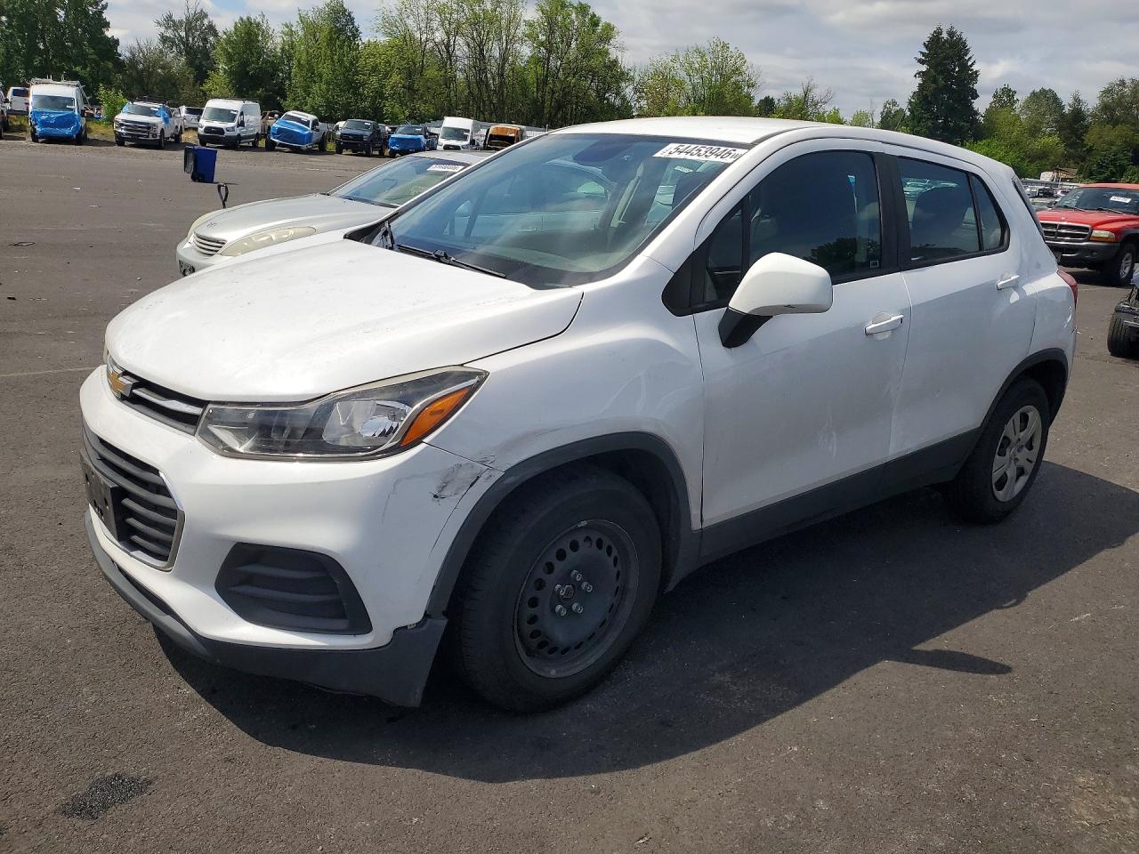 Salvage Chevrolet Trax Image