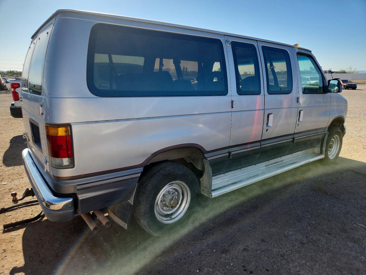 Ford Econoline E350