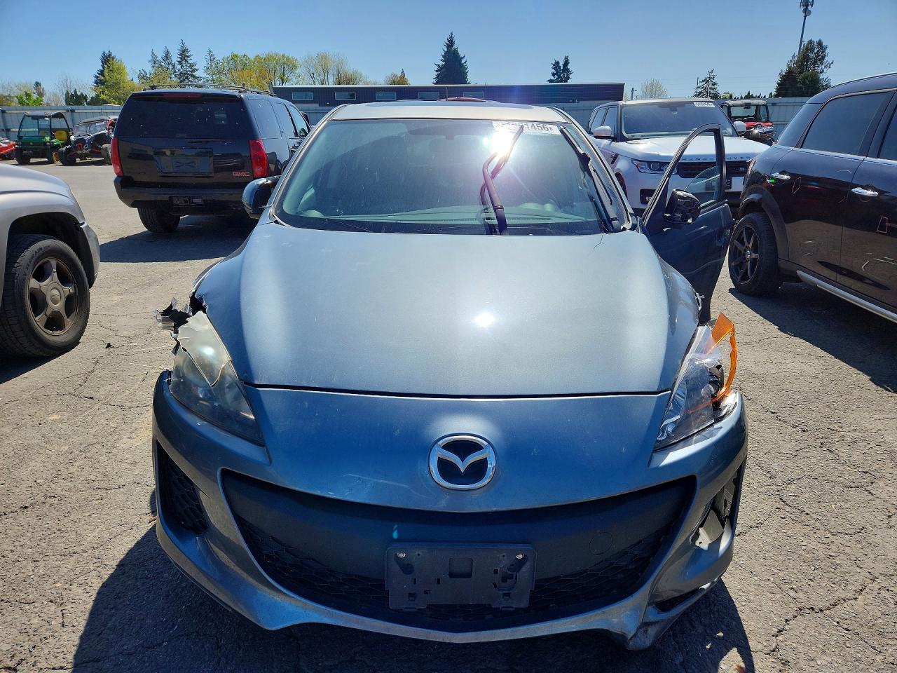 Mazda 3 I