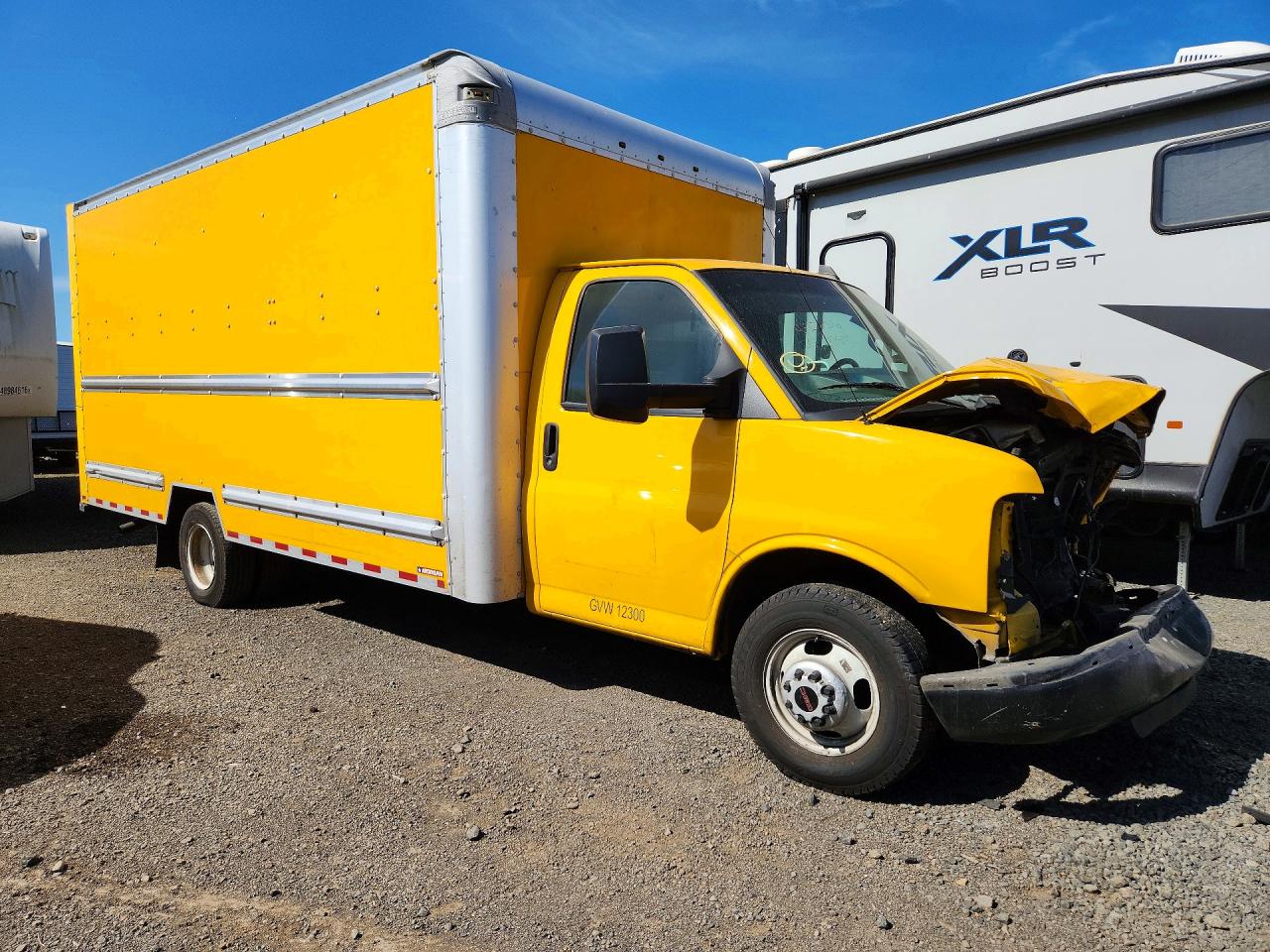 GMC Savana Cutaway G3500