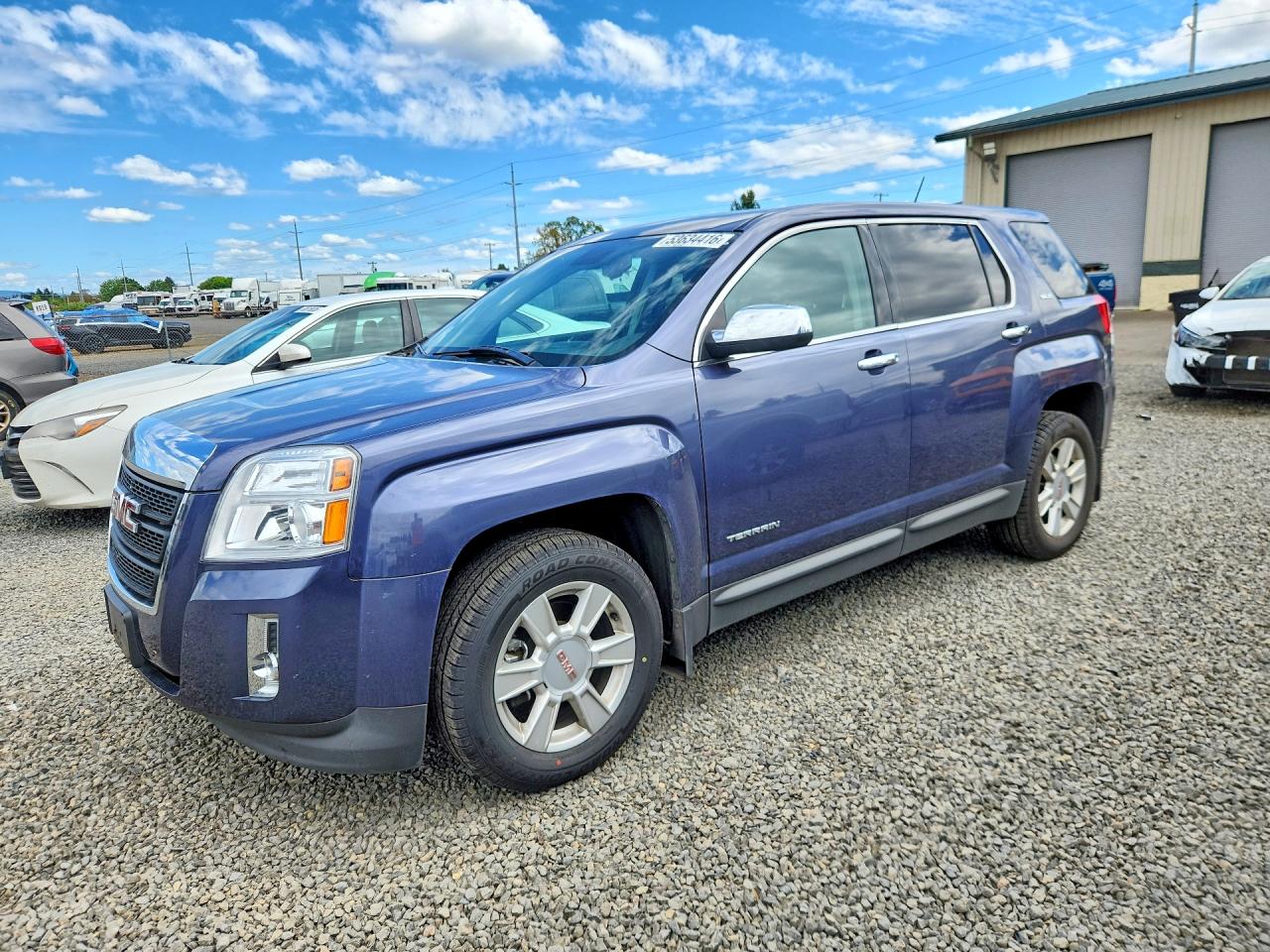 Salvage GMC Terrain Image