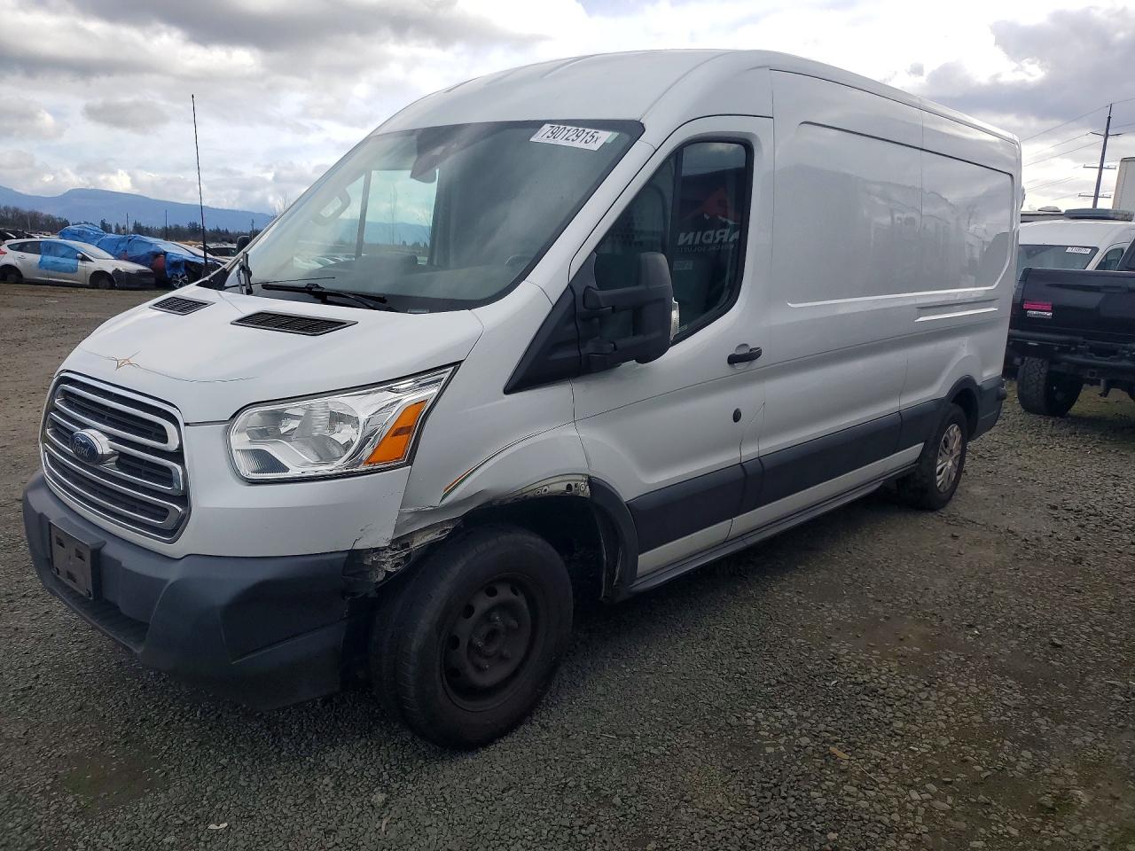 Salvage Ford Transit Image