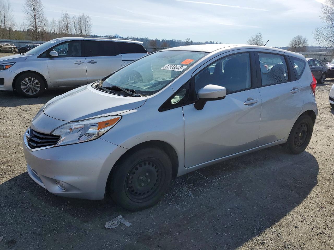 Salvage Nissan Versa Image