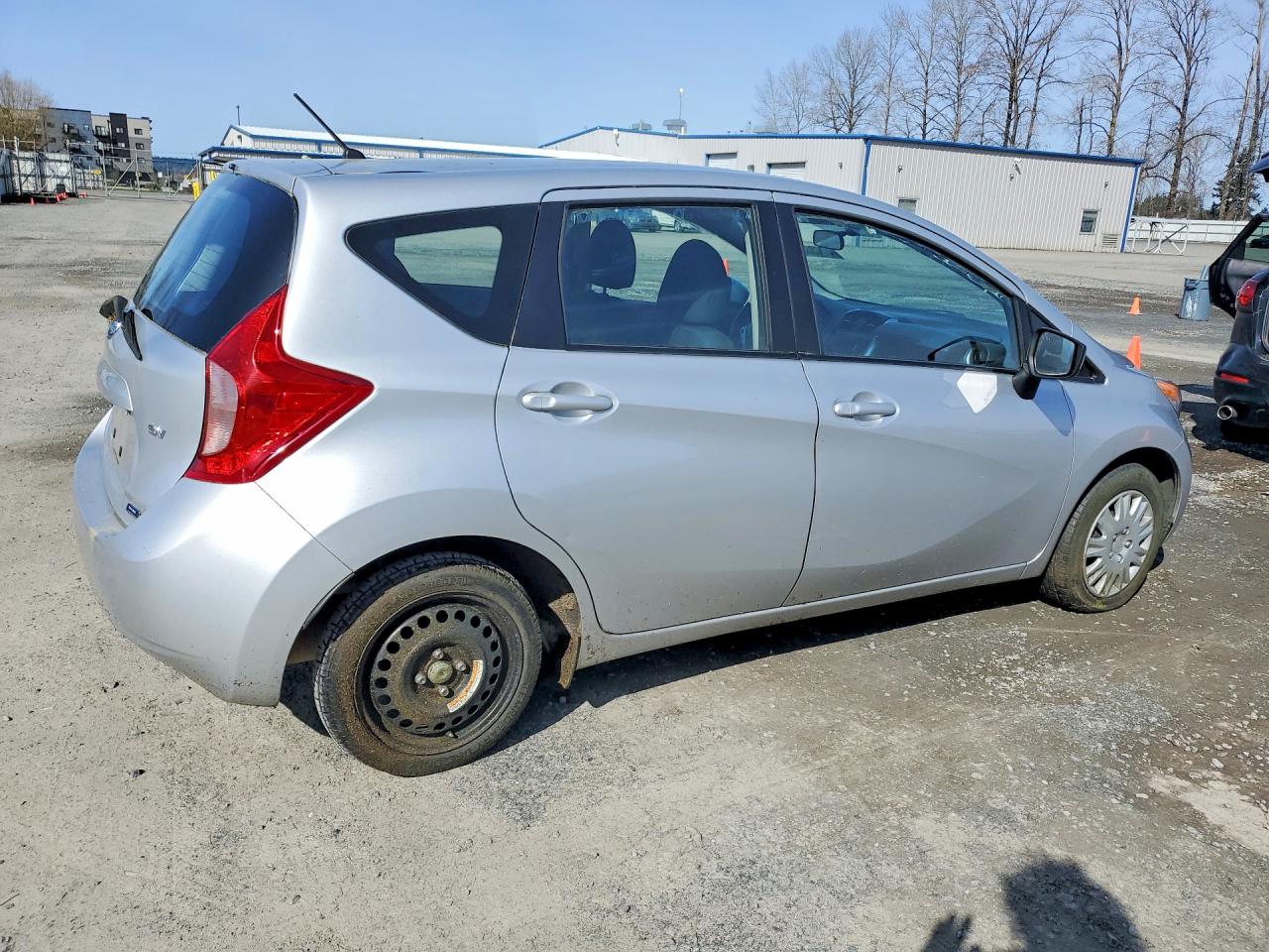 Nissan Versa Sv
