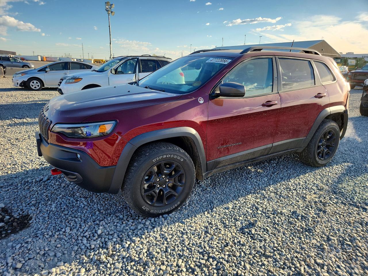 Salvage Jeep Cherokee Image