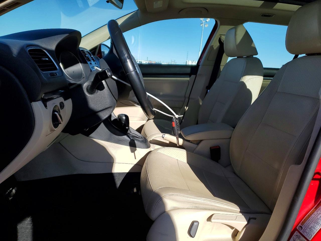 Volkswagen Jetta S