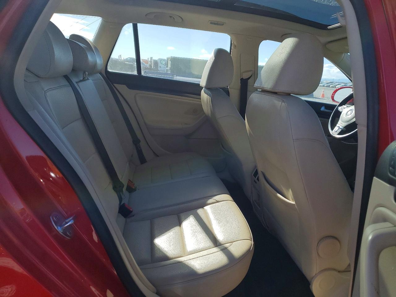 Volkswagen Jetta S