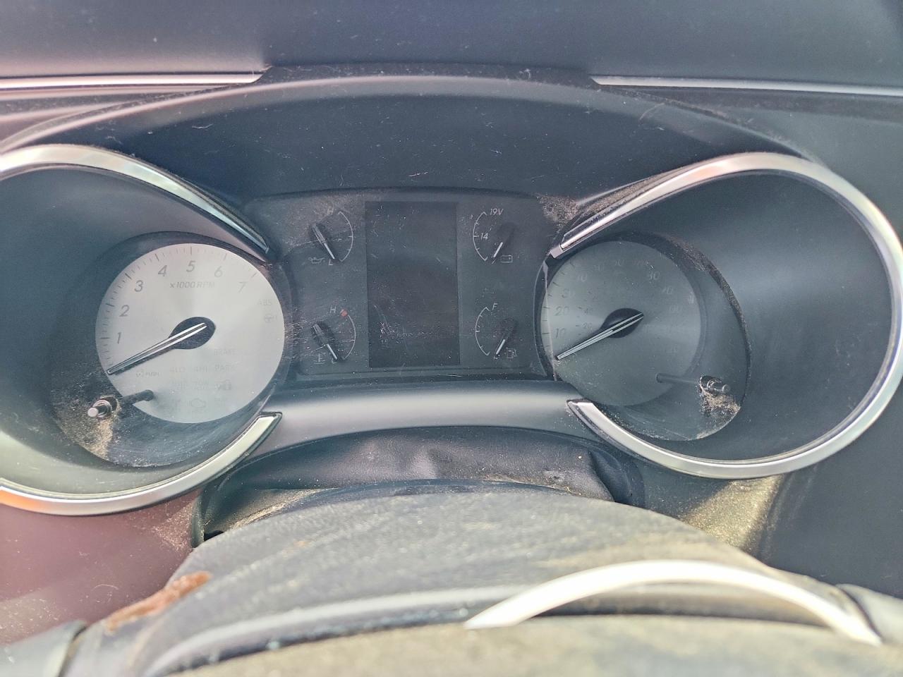 Toyota Sequoia Sr5