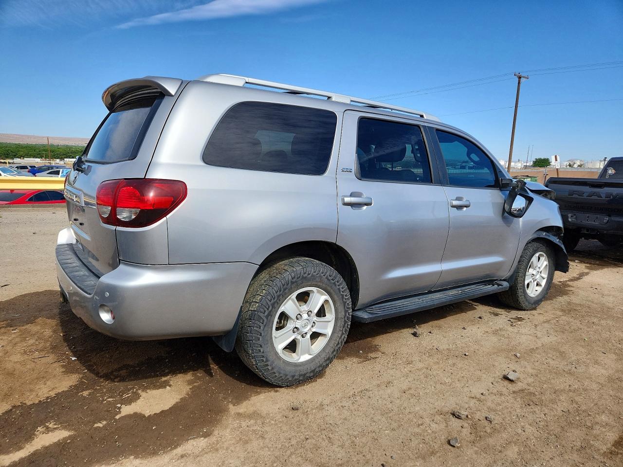 Toyota Sequoia Sr5