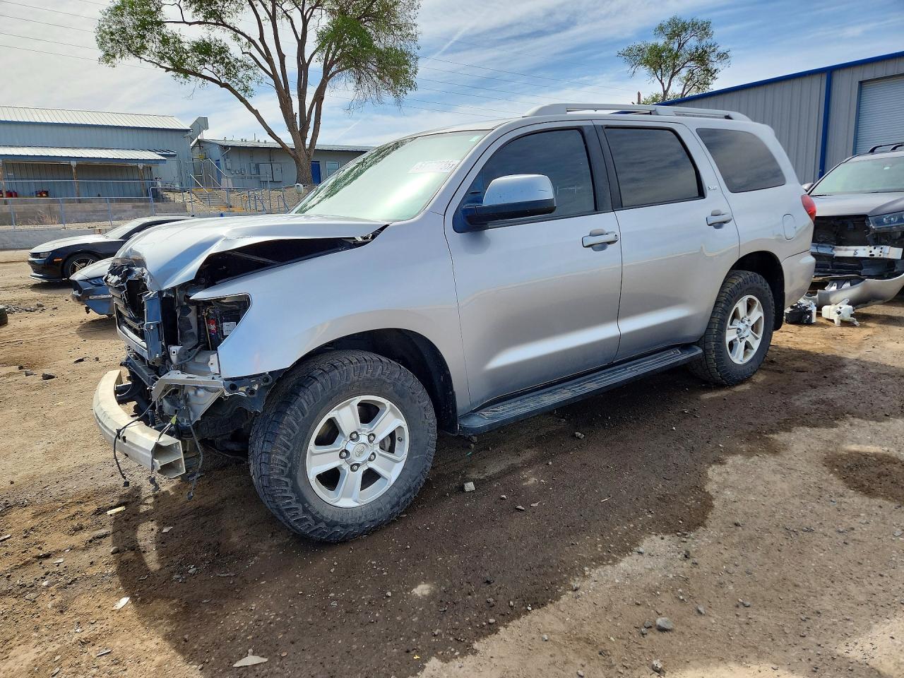 Salvage Toyota Sequoia Image