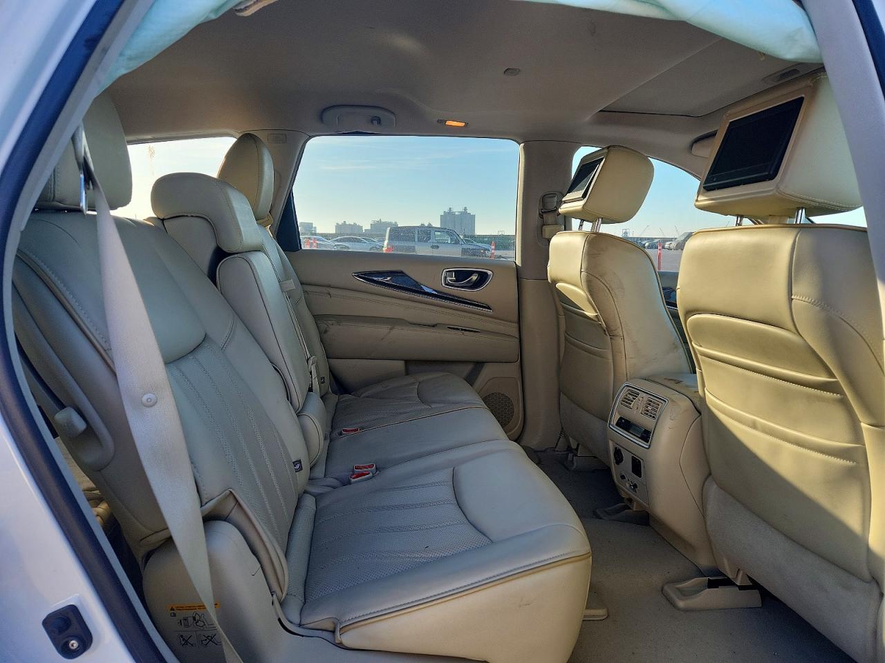 INFINITI Qx Base
