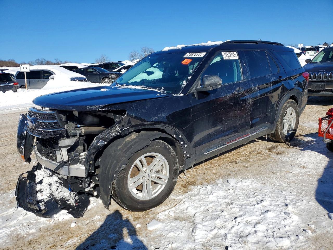 Salvage Ford Explorer Image
