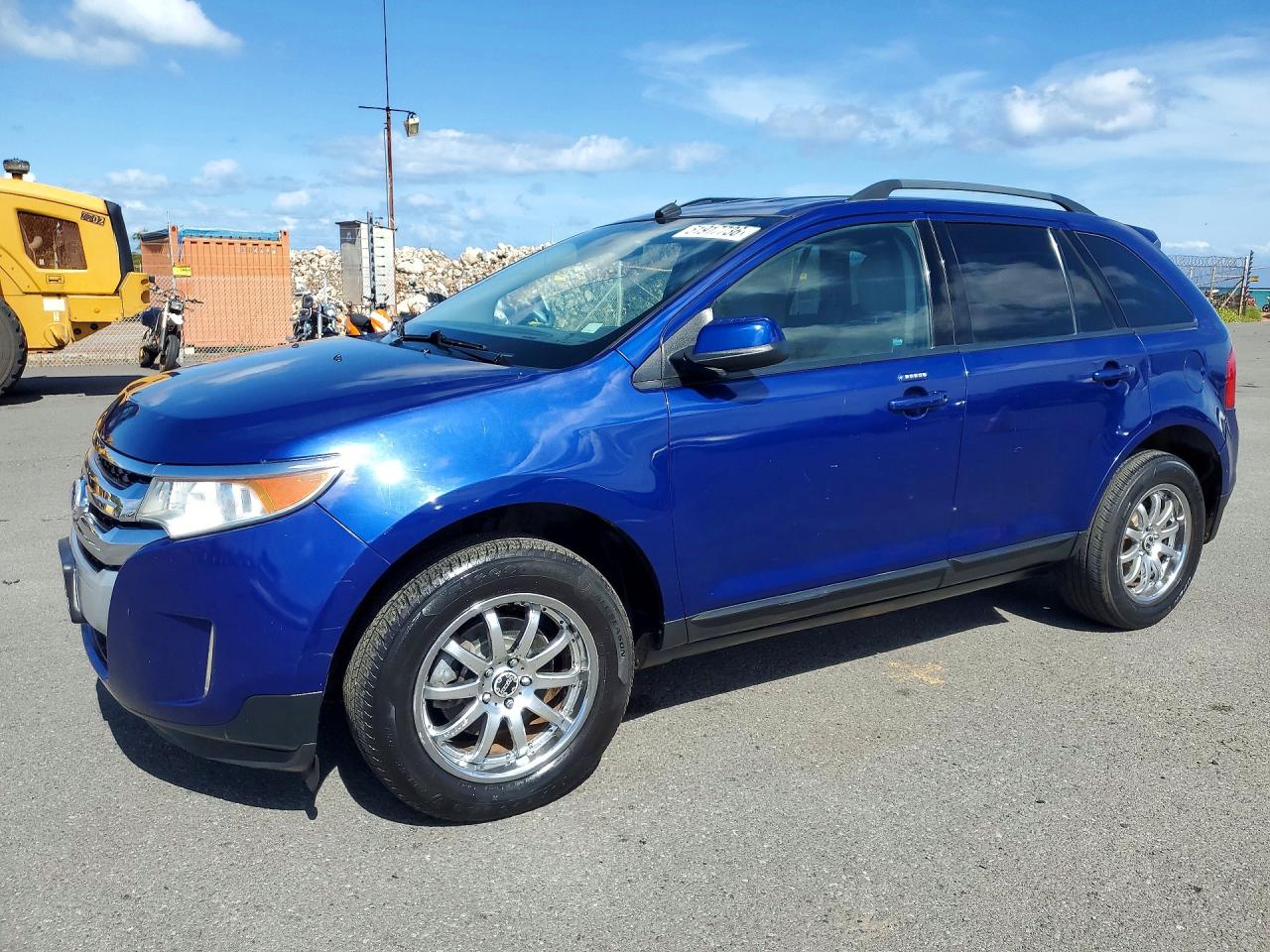 Salvage Ford Edge Image