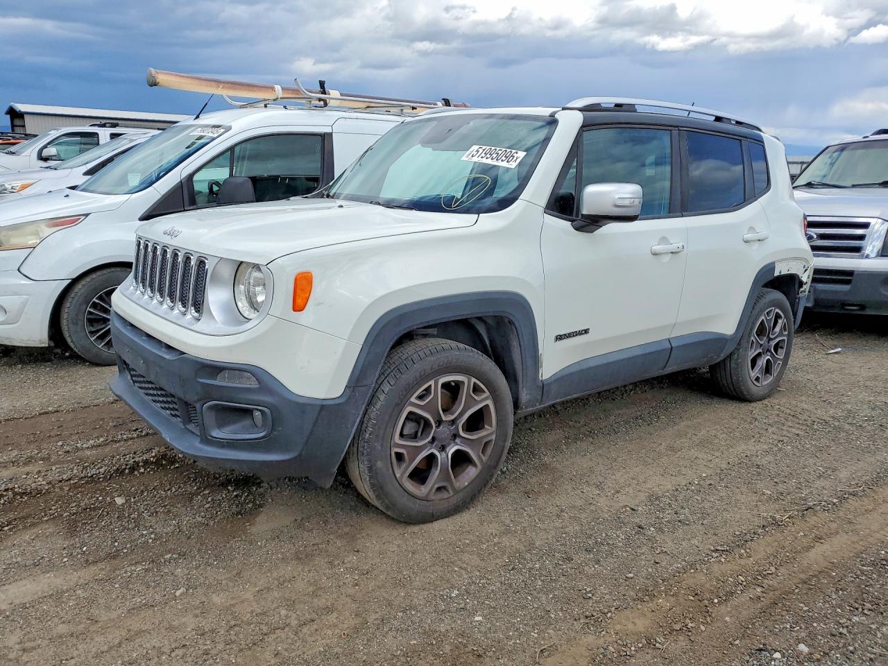 Salvage Jeep Renegade Image