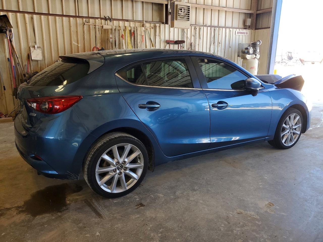 Mazda 3 Touring