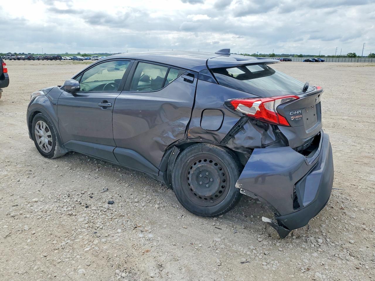 Toyota C-hr Le Le