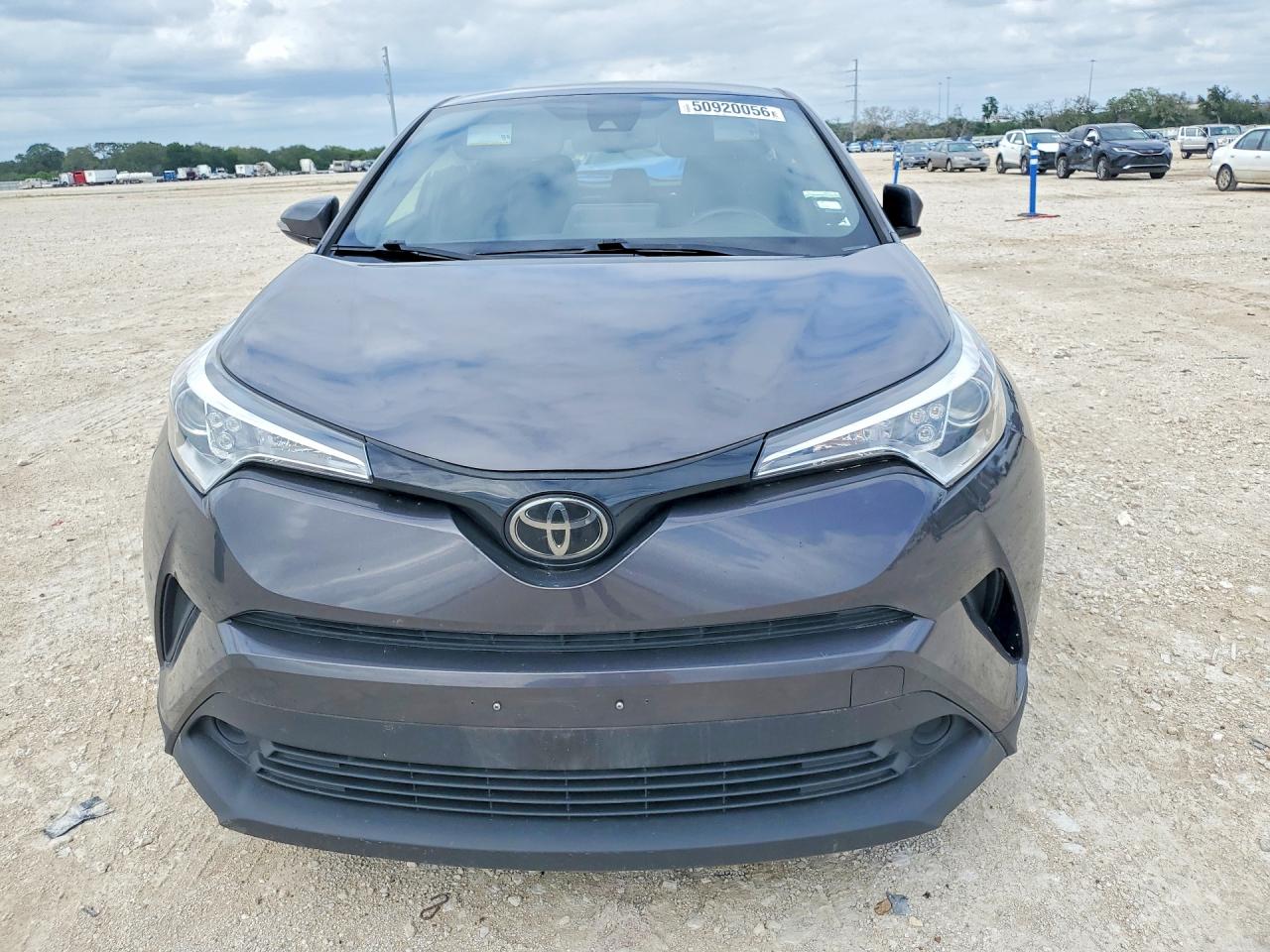 Toyota C-hr Le Le