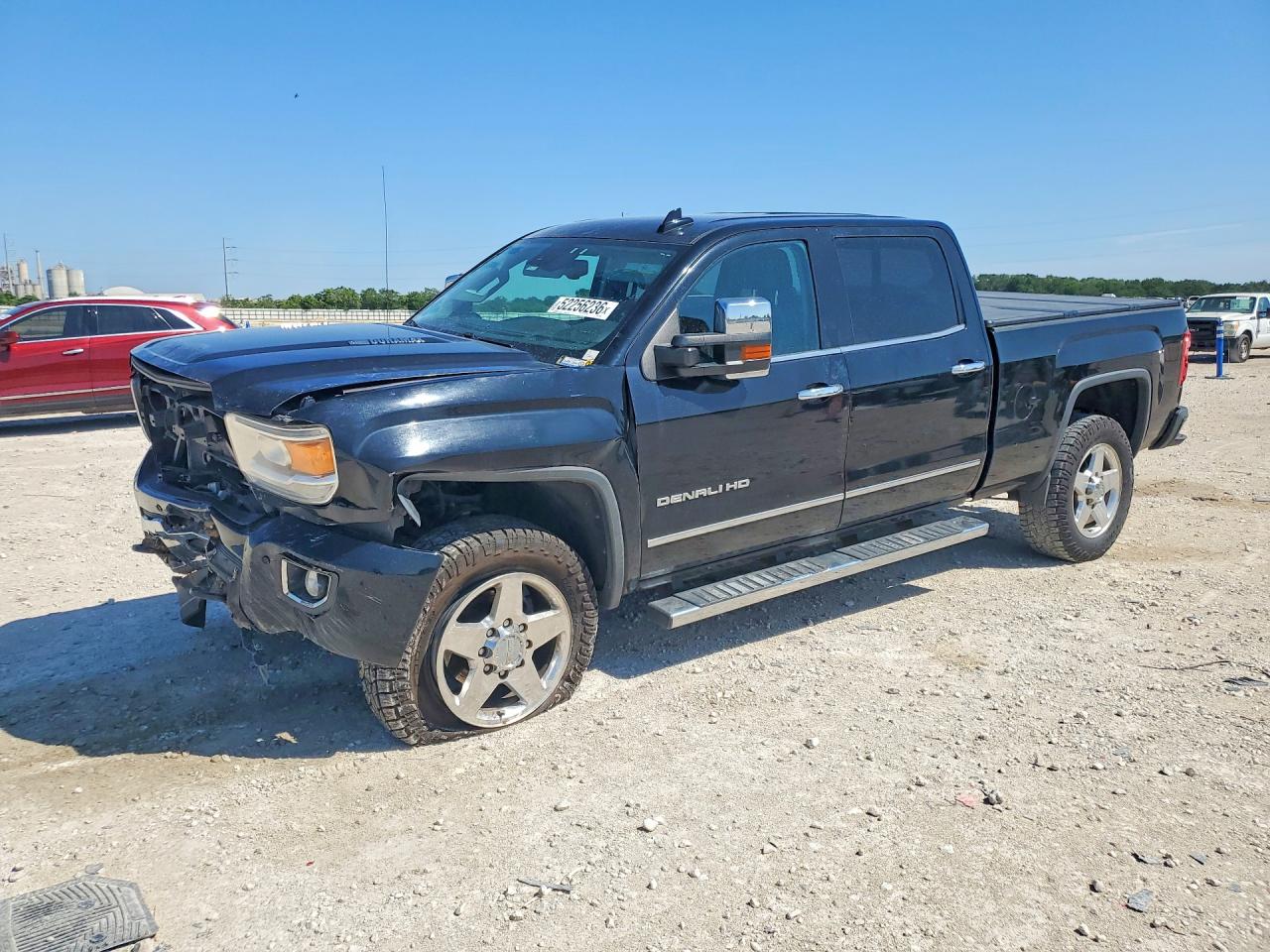 Salvage GMC Sierra Image