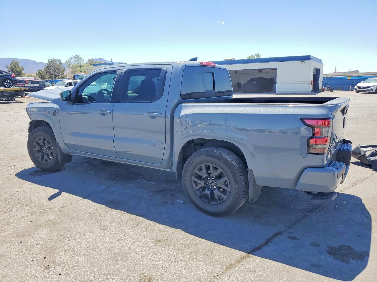 Nissan Frontier Sv