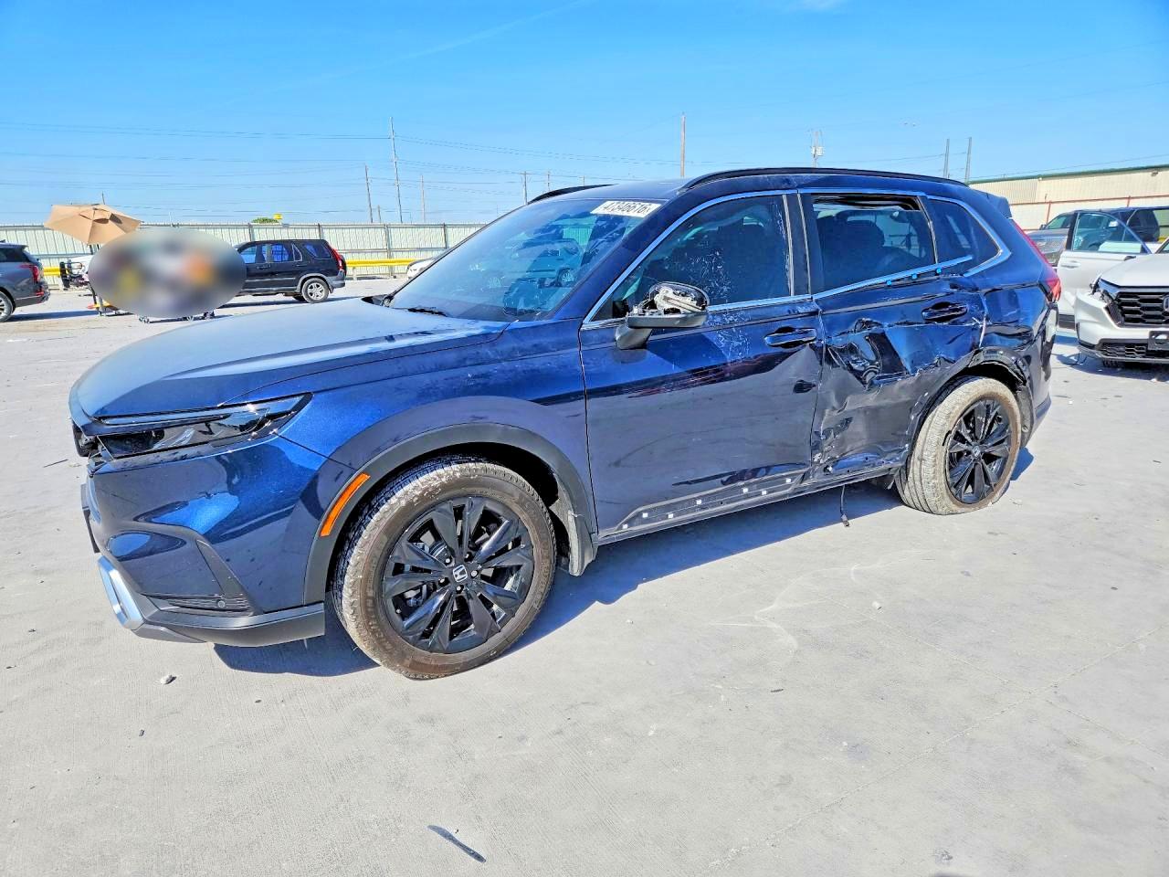 Salvage Honda Crv Image