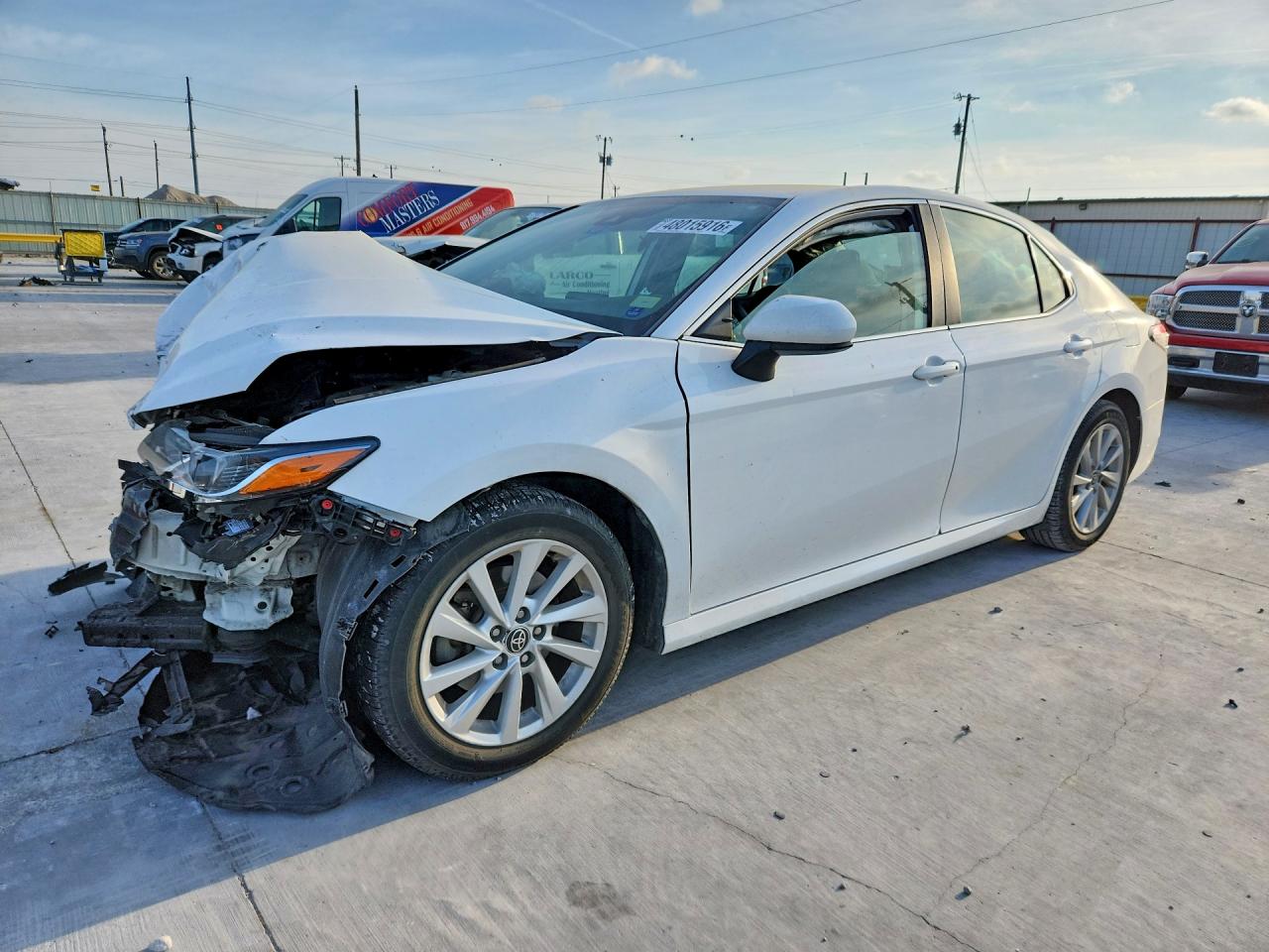 Salvage Toyota Camry Image