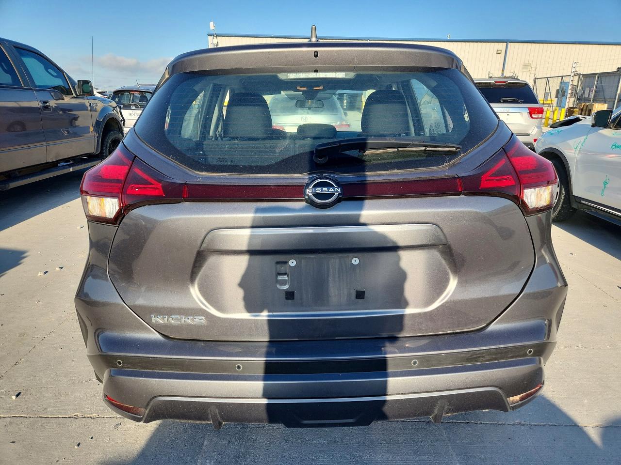 Nissan Kicks S